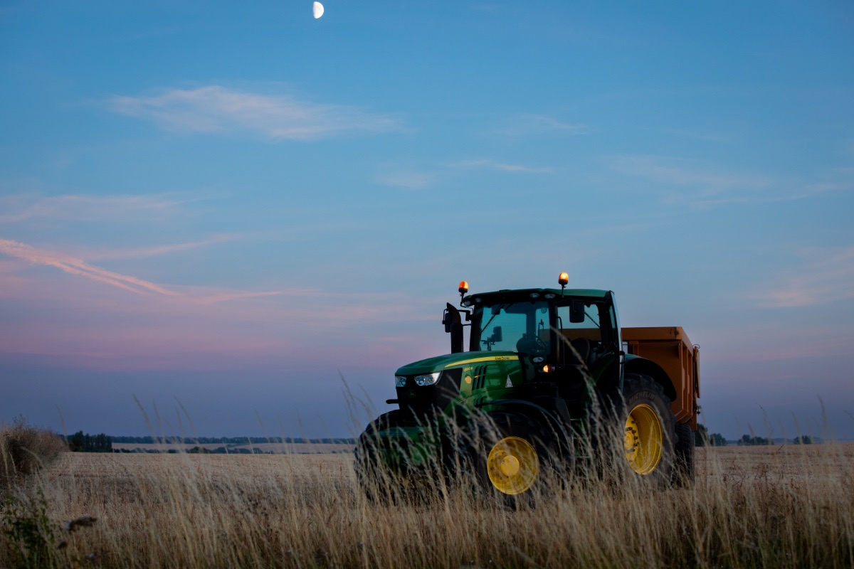 Tractor 2a
